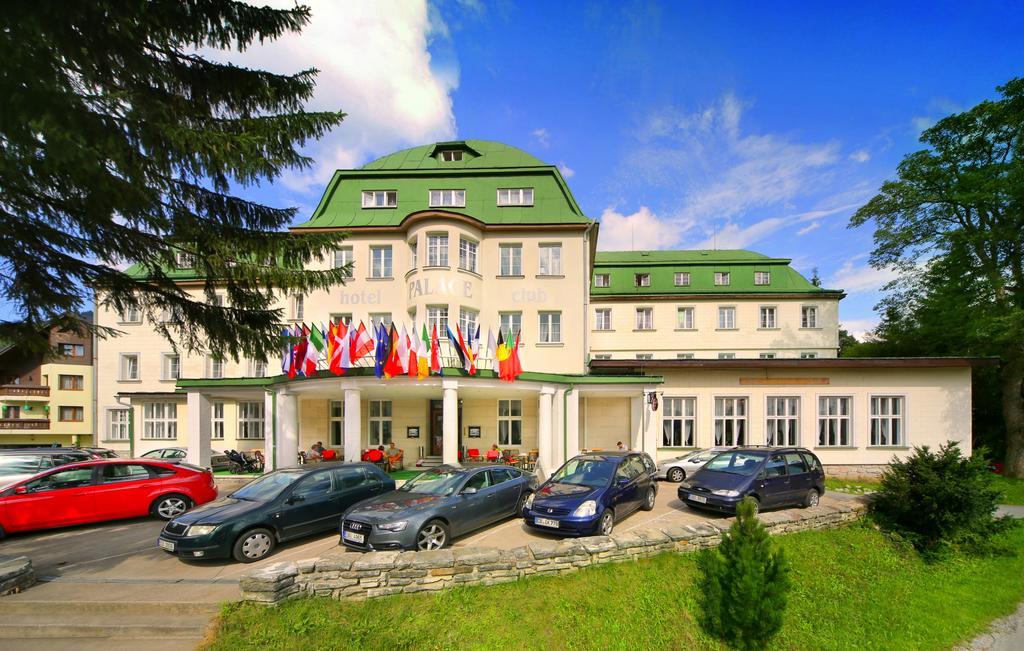 Palace Club Špindlerŭv Mlýn Kültér fotó