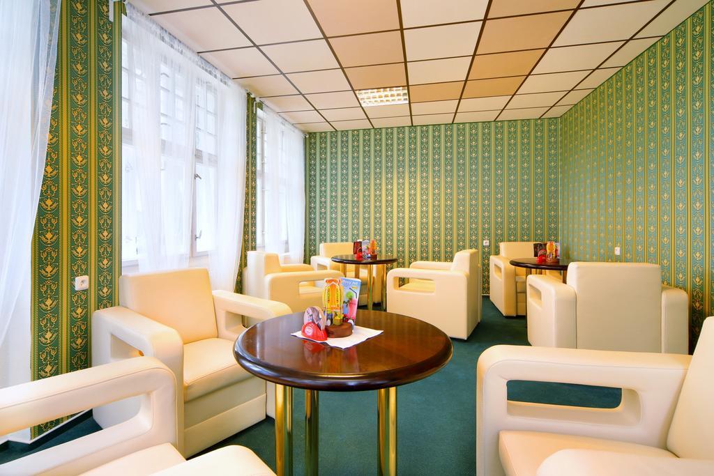 Palace Club Špindlerŭv Mlýn Kültér fotó